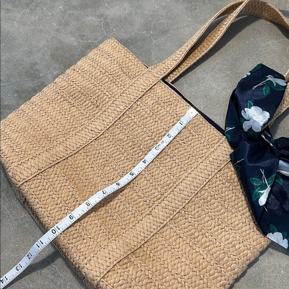 Draper James Straw Bag with Floral Scarf - Picture 7 of 8